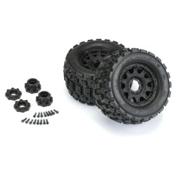 Badlands MX38 3.8 All-Terrain banden gemonteerd op 17mm Zwarte Raid wielen (2)